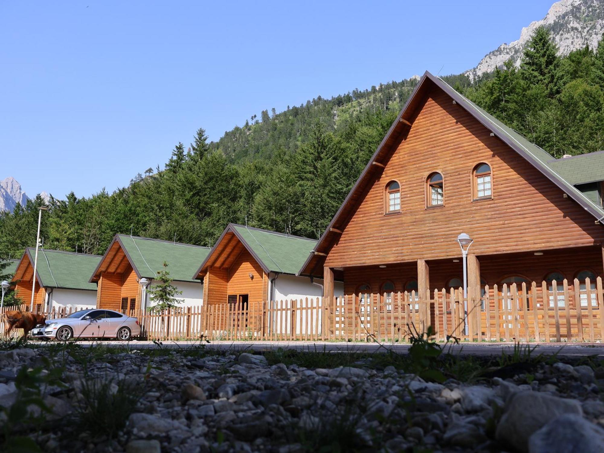 Mik Hotel Valbona 外观 照片
