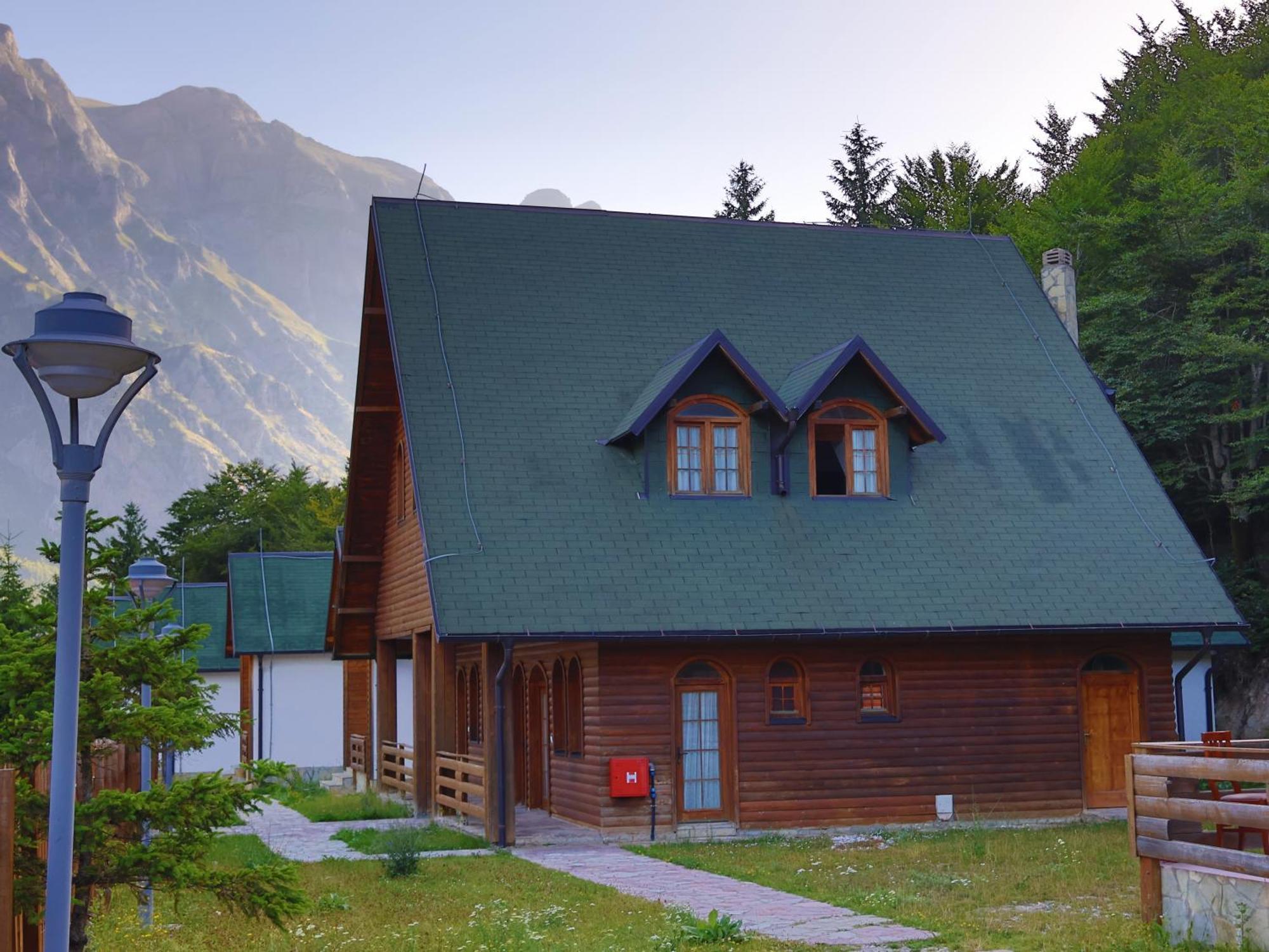 Mik Hotel Valbona 外观 照片