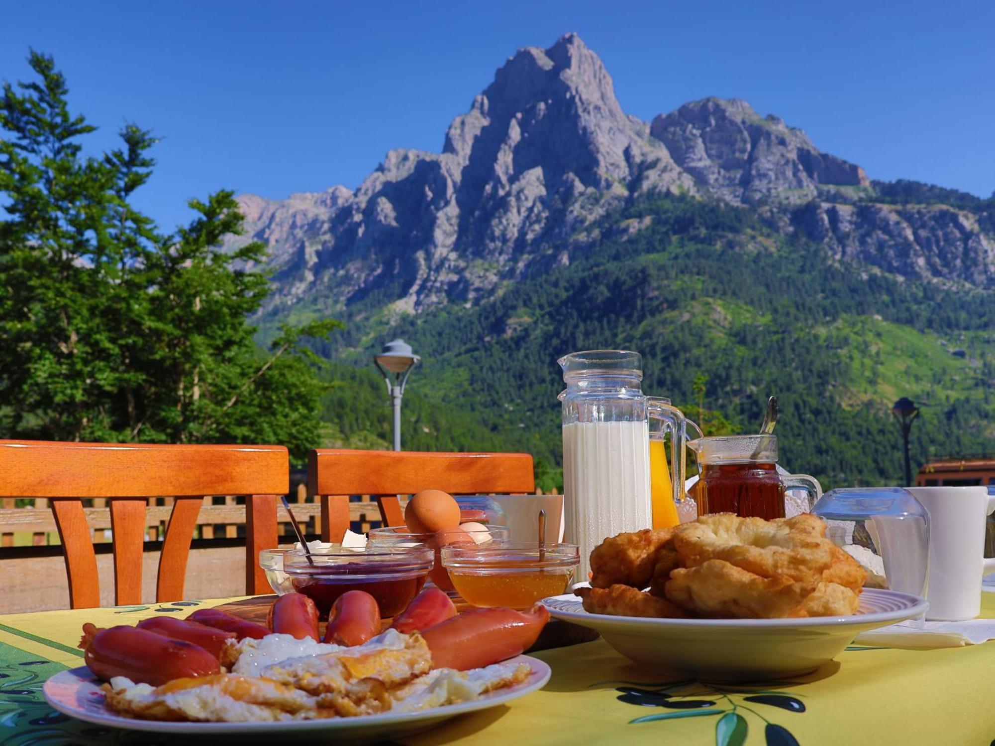 Mik Hotel Valbona 外观 照片
