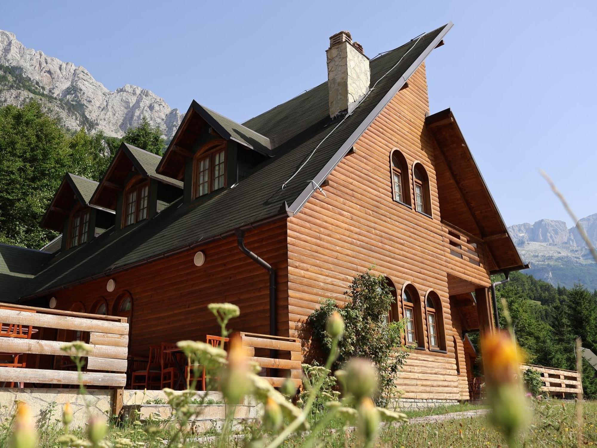 Mik Hotel Valbona 外观 照片