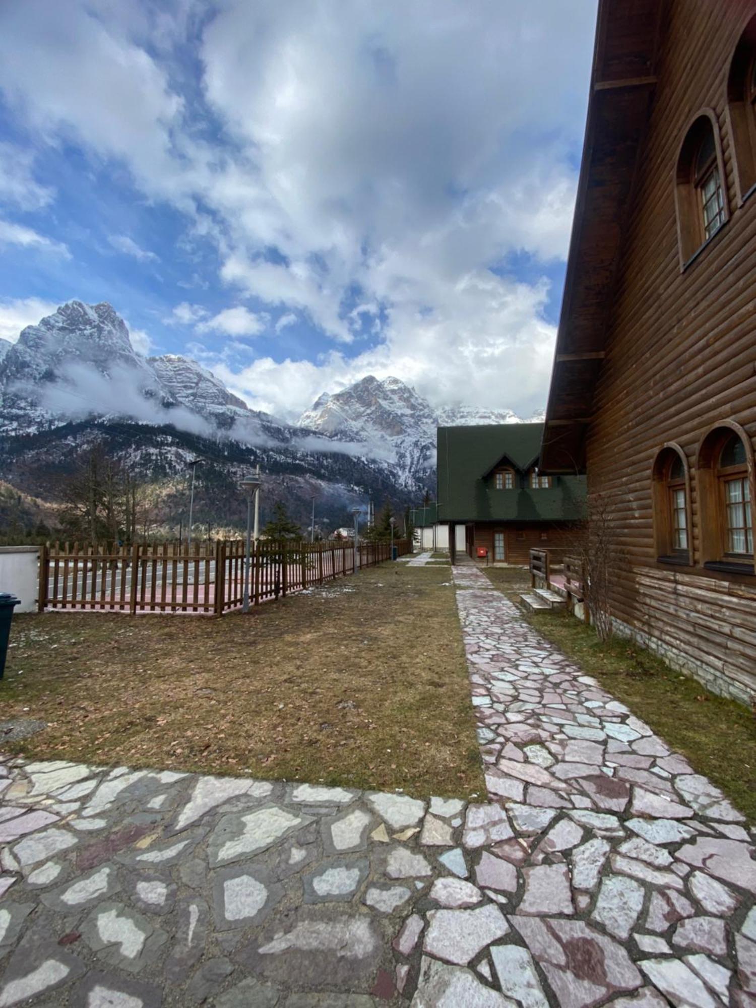 Mik Hotel Valbona 外观 照片